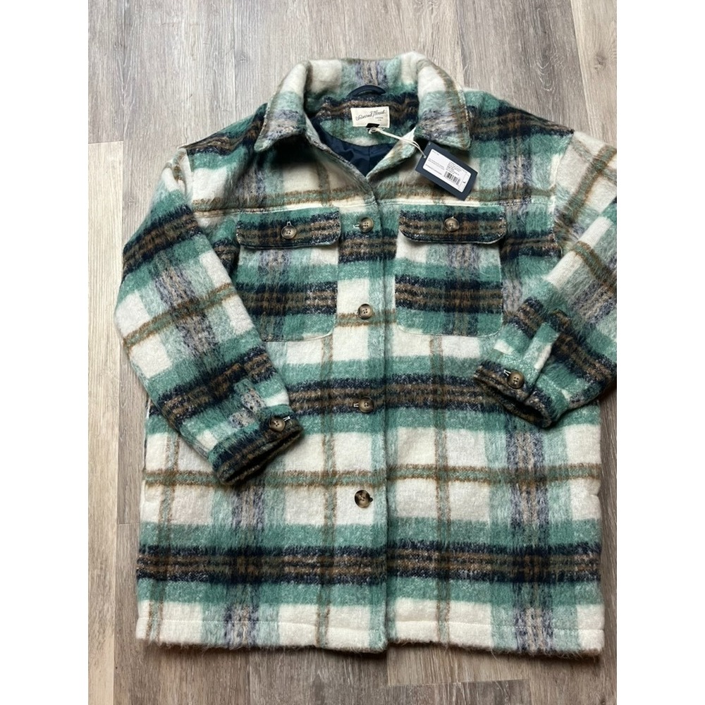 NWT Universal Thread Green White Plaid Duster Shacket Jacket Warm Fuzzy L